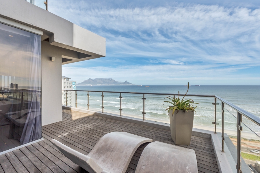 4 Bedroom Property for Sale in Beachfront Western Cape